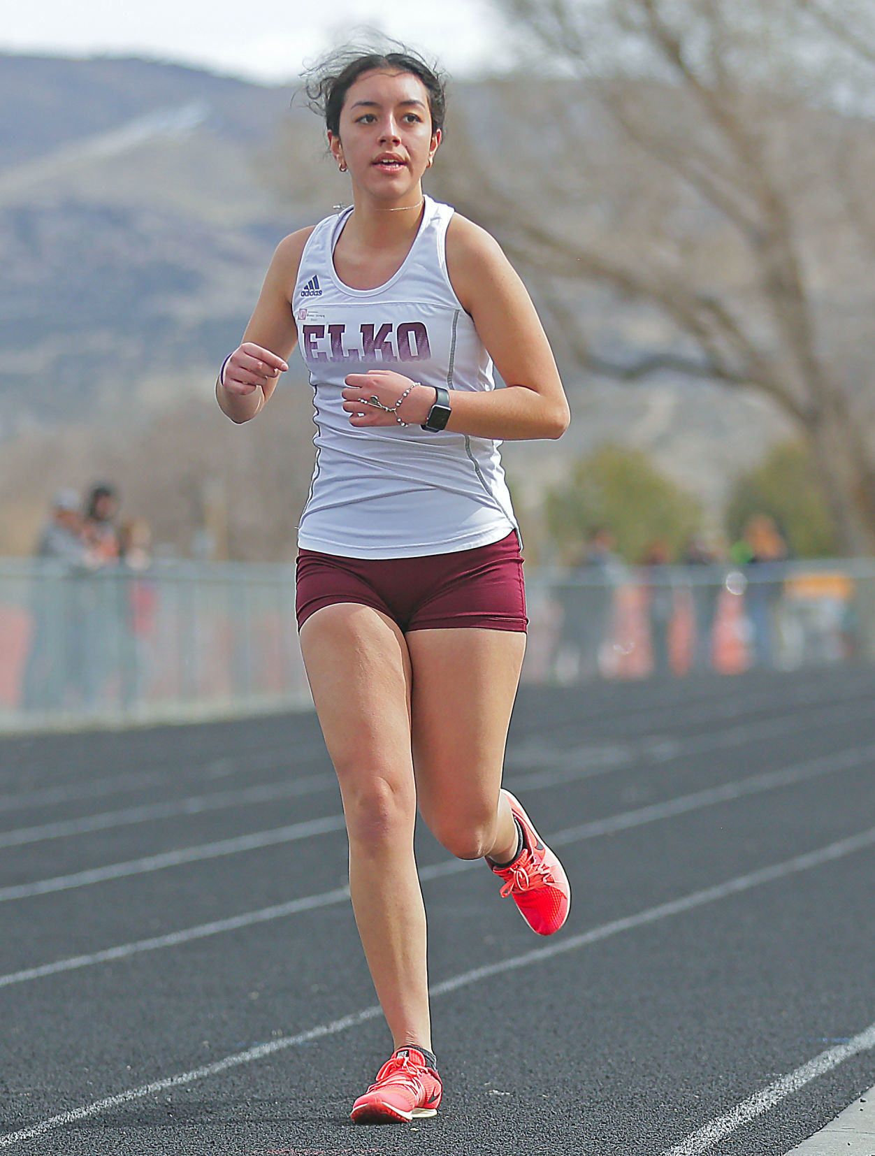 031120-elk-spt-elko-track-briana-cortez.jpg